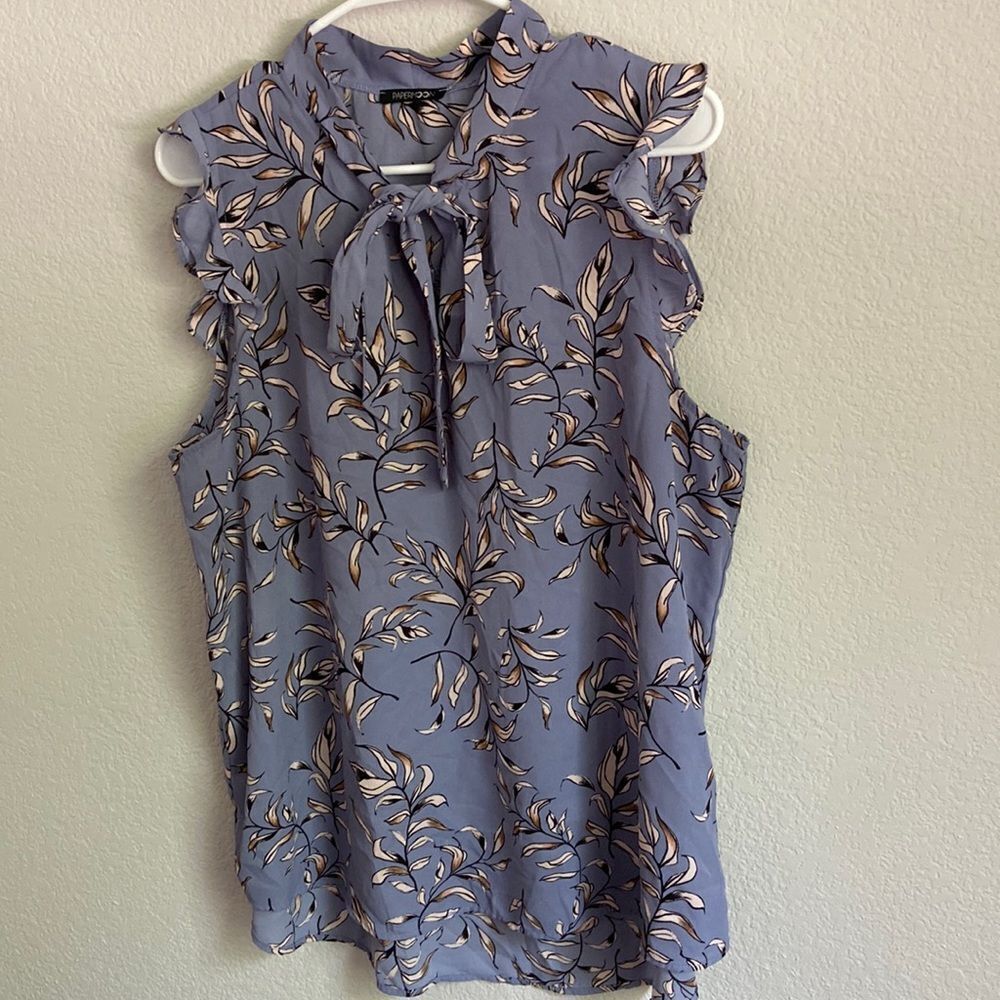 Papermoon Sz 1x sleeveless top front lace closure